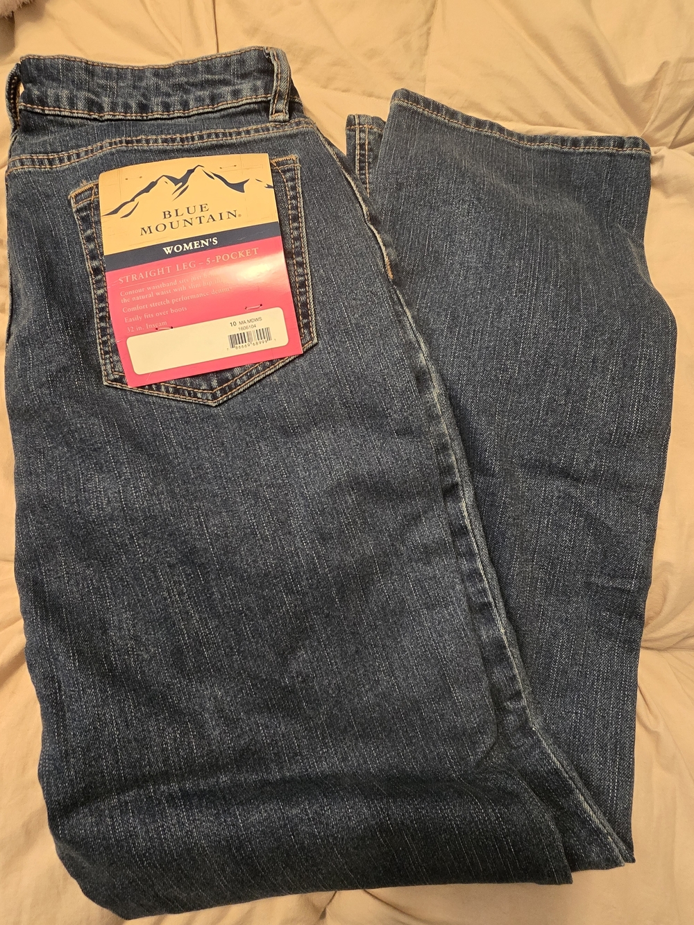 Blue Mountain Women's Straight Leg Jeans - Classic Blue